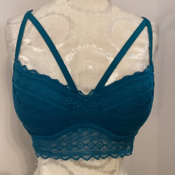 Victoria's Secret Other - Victoria's Secret Lace Bralette Padded Pullover Underwire Bra in Jade MEDIUM